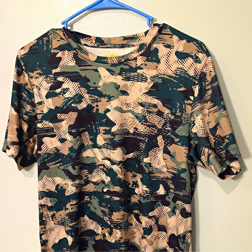 Tek Gear Dry Tek Men's Camo Crew Neck Wicking Poly Tee Short Sleeve S #341